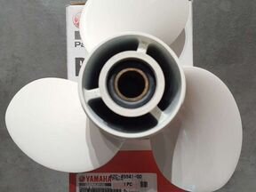 Фото товара Винт гребной 10 шаг Yamaha30 62C4594100 от магазина PartsYam