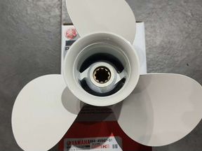 Фото товара Гребной винт Yamaha 30 шаг 11-1/4 от магазина PartsYam