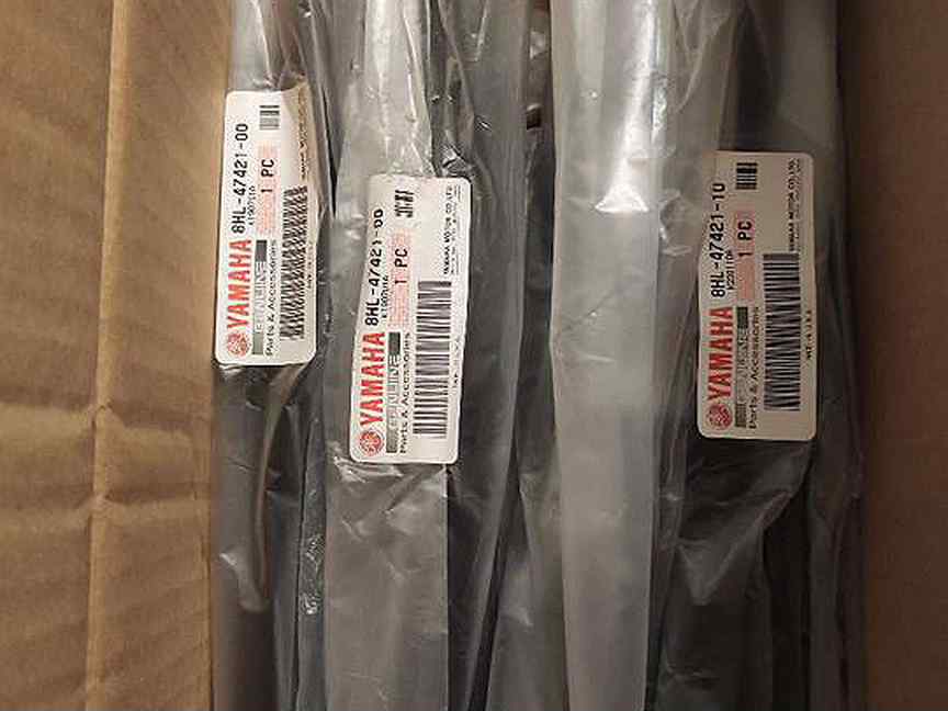 Фото товара Оригинальные склизы Yamaha Nytro 8HL4742100 от магазина PartsYam