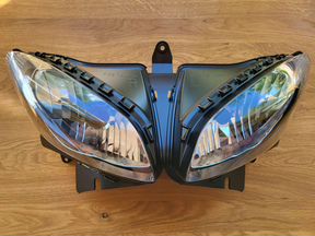 Фото товара Фара мотоциклов Yamaha FZ6 FZ8 5VX8431000 от магазина PartsYam