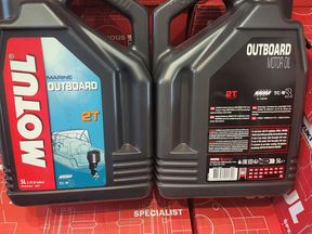 Фото товара Масло Motul Outboard 2T 5л от магазина PartsYam